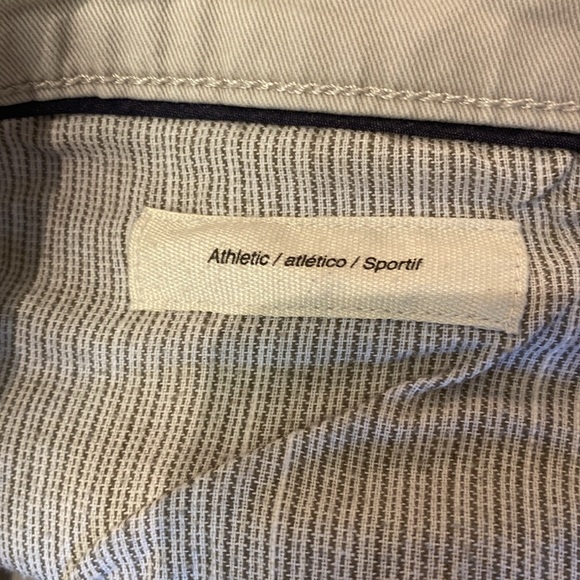 Goodthreads khaki 5-pocket athletic cut jeans Sz 32 W - Picture 6 of 9